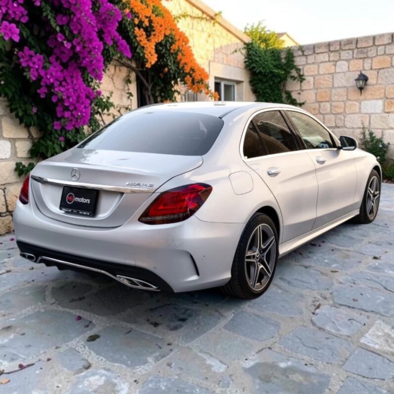Mercedes Benz C220 AMG